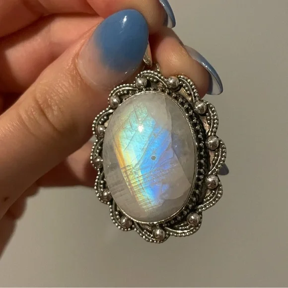 925 Sterling Silver Rainbow Moonstone Pendant - Picture 1 of 6